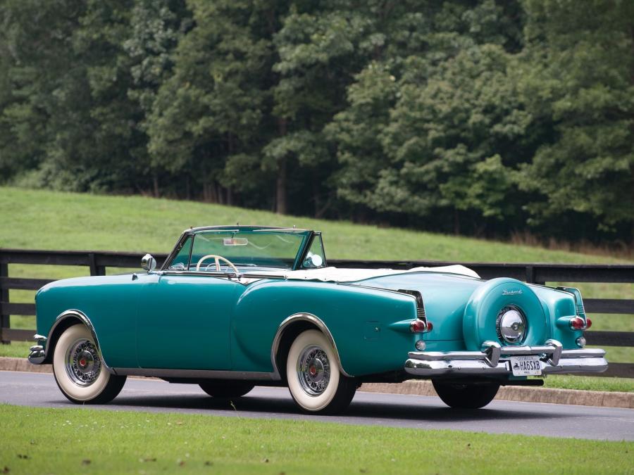  Packard Caribbean Convertible Coupe 1953 года  (фото 6 из 16)